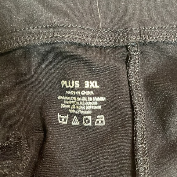 Dress Pants in Black -Size 3XL - Picture 5 of 5